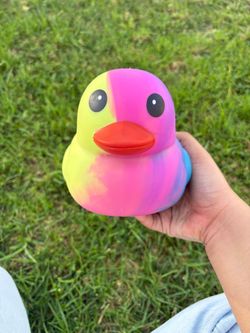 Viral squishy DUCK