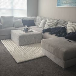 Pretty New Condition Still, 8months. Need To Move Out apartment 