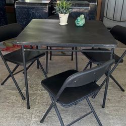 Great In Or Out Folding Chairs And Tables