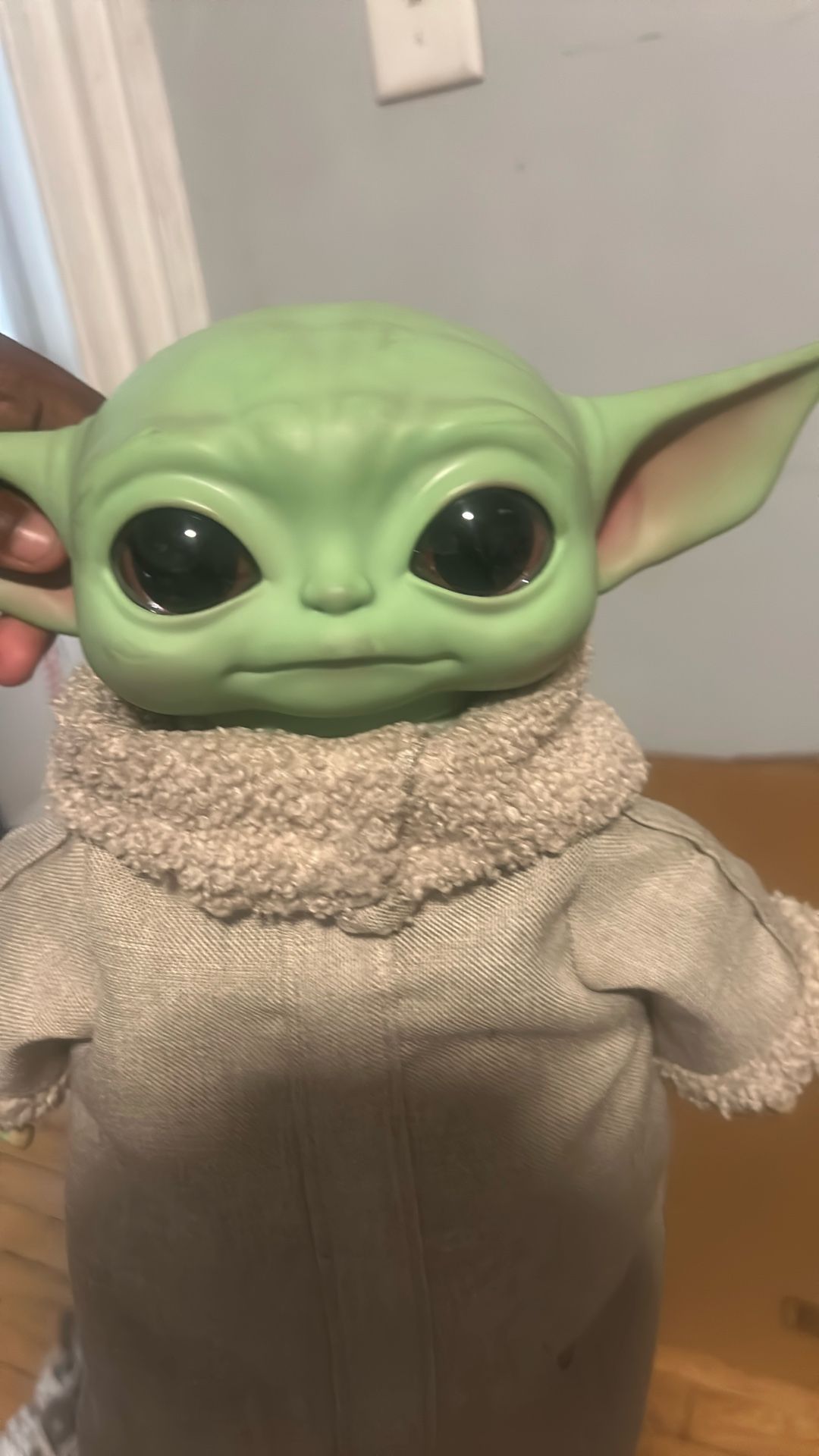 Baby yoda toy