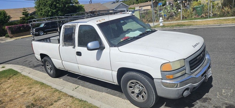 2003 GMC Sierra