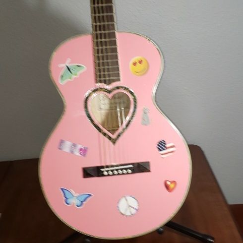 Jj heart pink guitar outlet