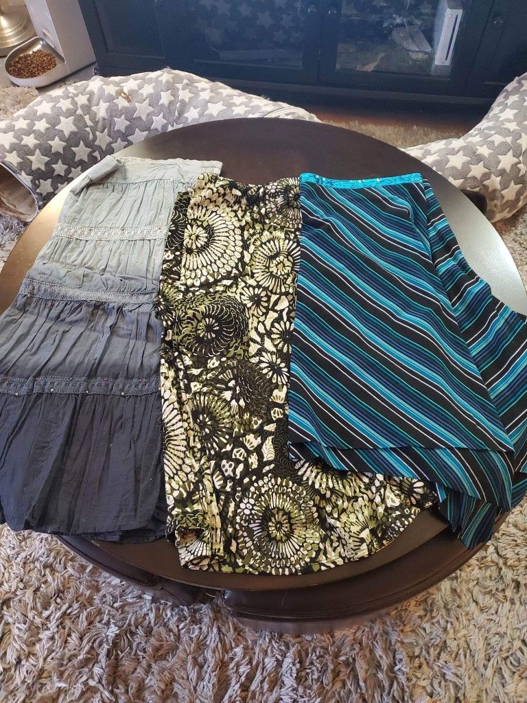 Plus Size Skirts. 2xl