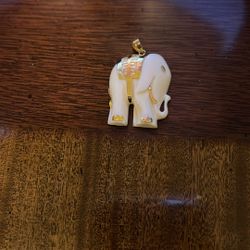 14k Gold Elephant Pendant 