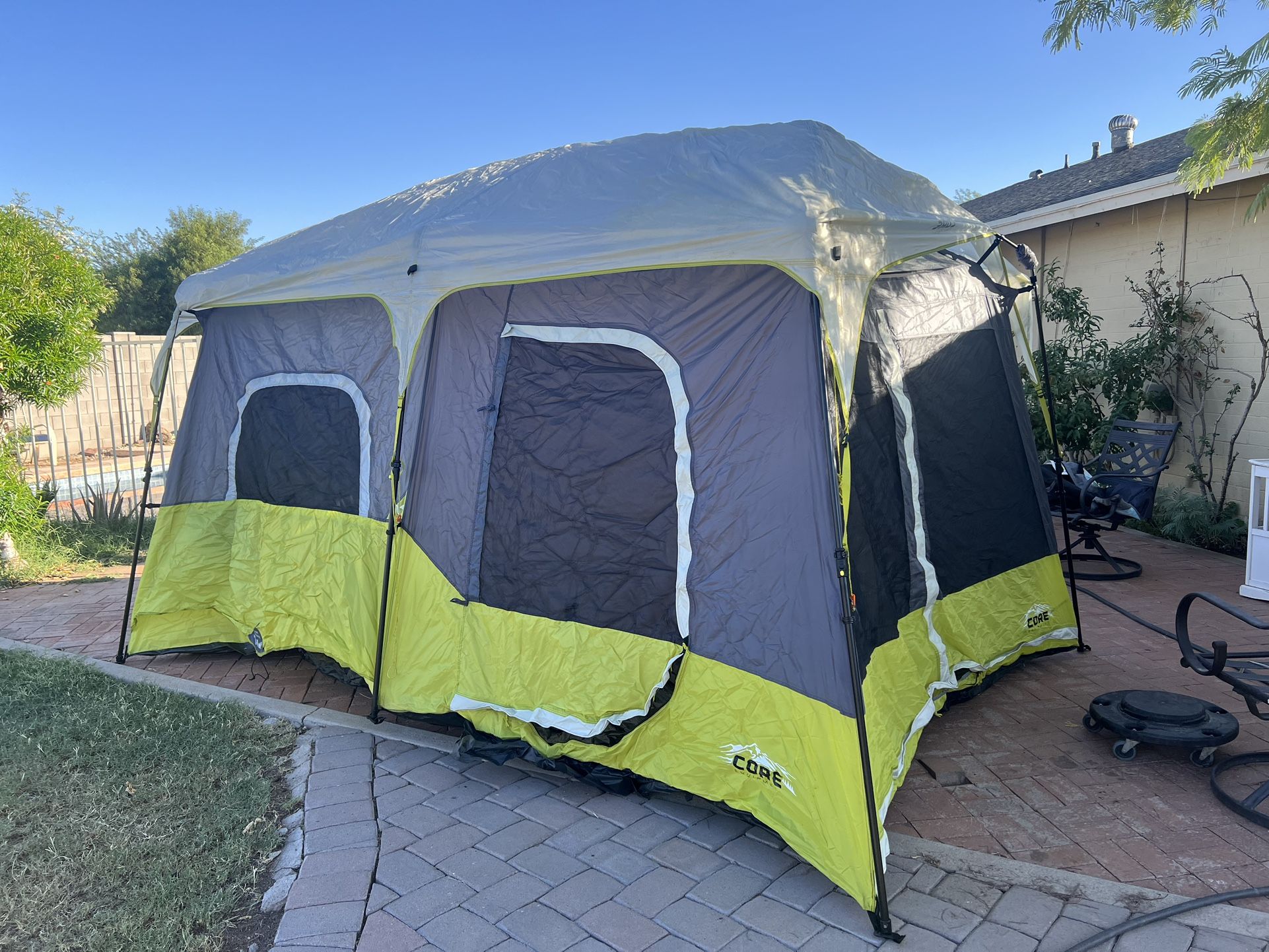 Core 9 Person Instant Cabin Tent Brand New Never Been Used