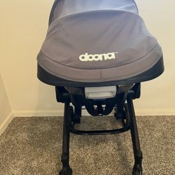 Doona Car seat/Stroller Combo