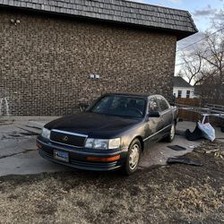 1993 Lexus LS 400