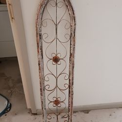 Metal And Wood Wall Hanging