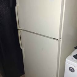 Ge Refrigerator