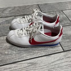 Nike Cortez Size 7 Women