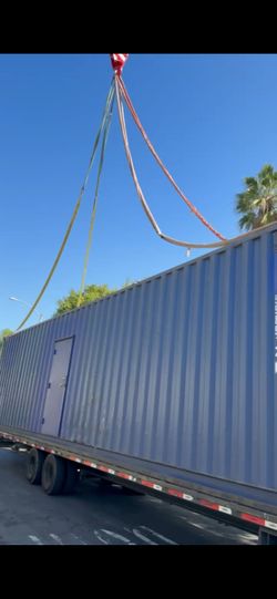 40ft Modified Shipping Container w/man door