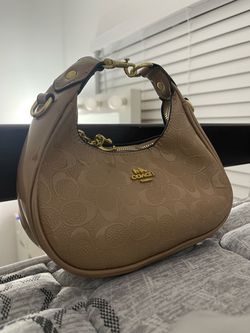Coach hand purse/crossbody
