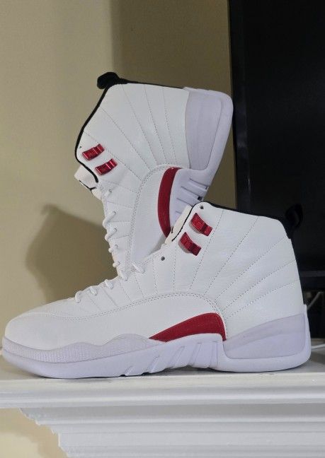 Air Jordan 12