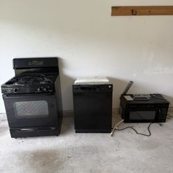 Oven/Stove, Dishwasher, and Microwave - GE
