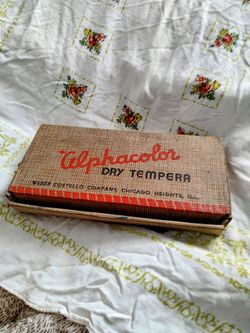 Set of 12 vintage Alphacolor dry tempera paints in original box