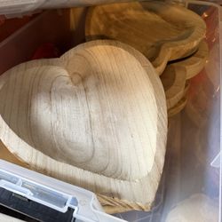 Wooden hearts trays