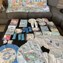 Hello Kitty, Cinnamon Roll Party Supplies