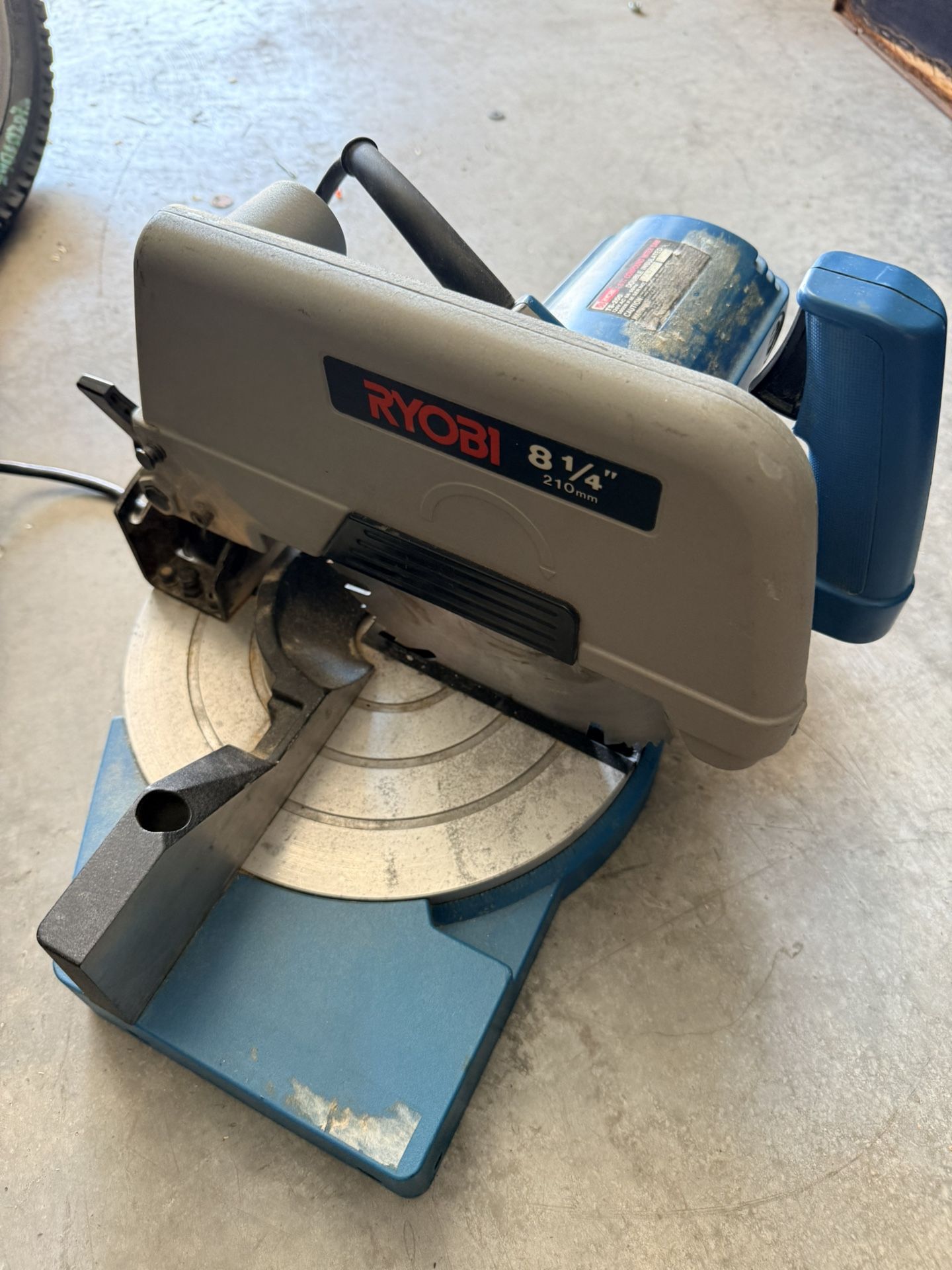 Ryobi Miter Saw 8 1/4 210 mm. $35