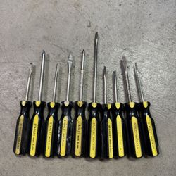 Vintage STANLEY Screwdriver Bunch (10) B/Y