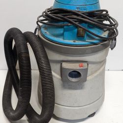 Commercial Shop Vac 6 Gallon