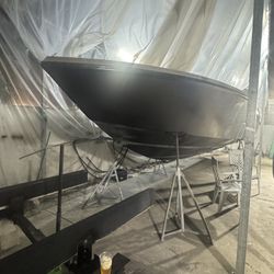 Painting Boat ,Reparations And Polish 