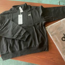 ALO Yoga Men’s Quarter Zip Pullover Black Size Small – Athleisure Sweatshirt