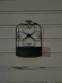 Wall hanging planter