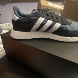 (9.5M) Addidas Run 60s 2.0