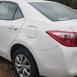 2015corolla full parting  out 