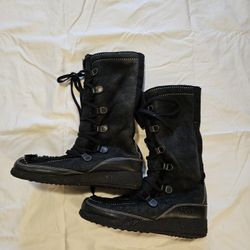 Ugg Tall Whitley Lace Up Moccasin Boots Size 9