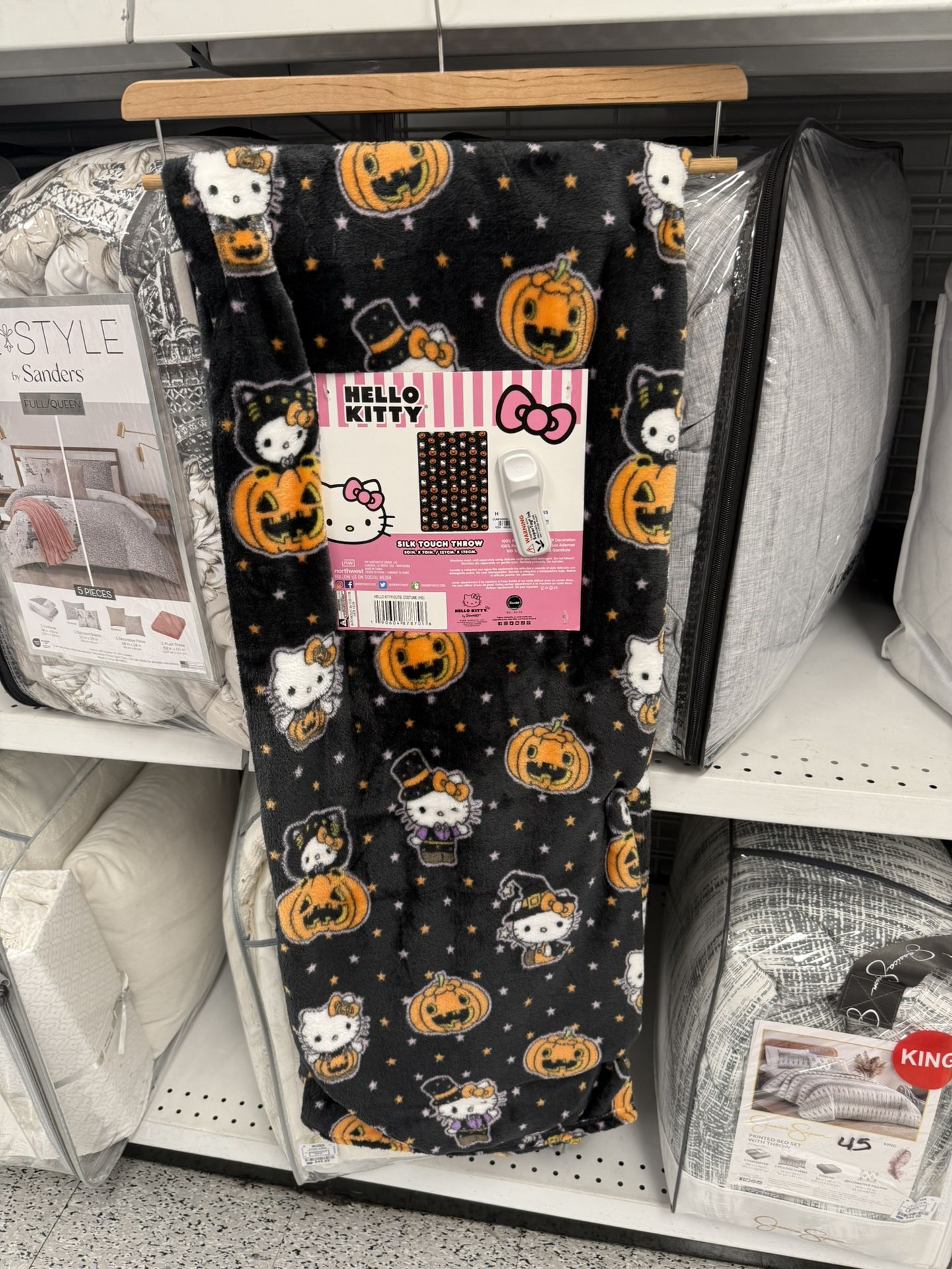 Hello Kitty Halloween Blanket