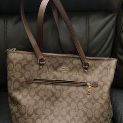 60$ Coach Bag