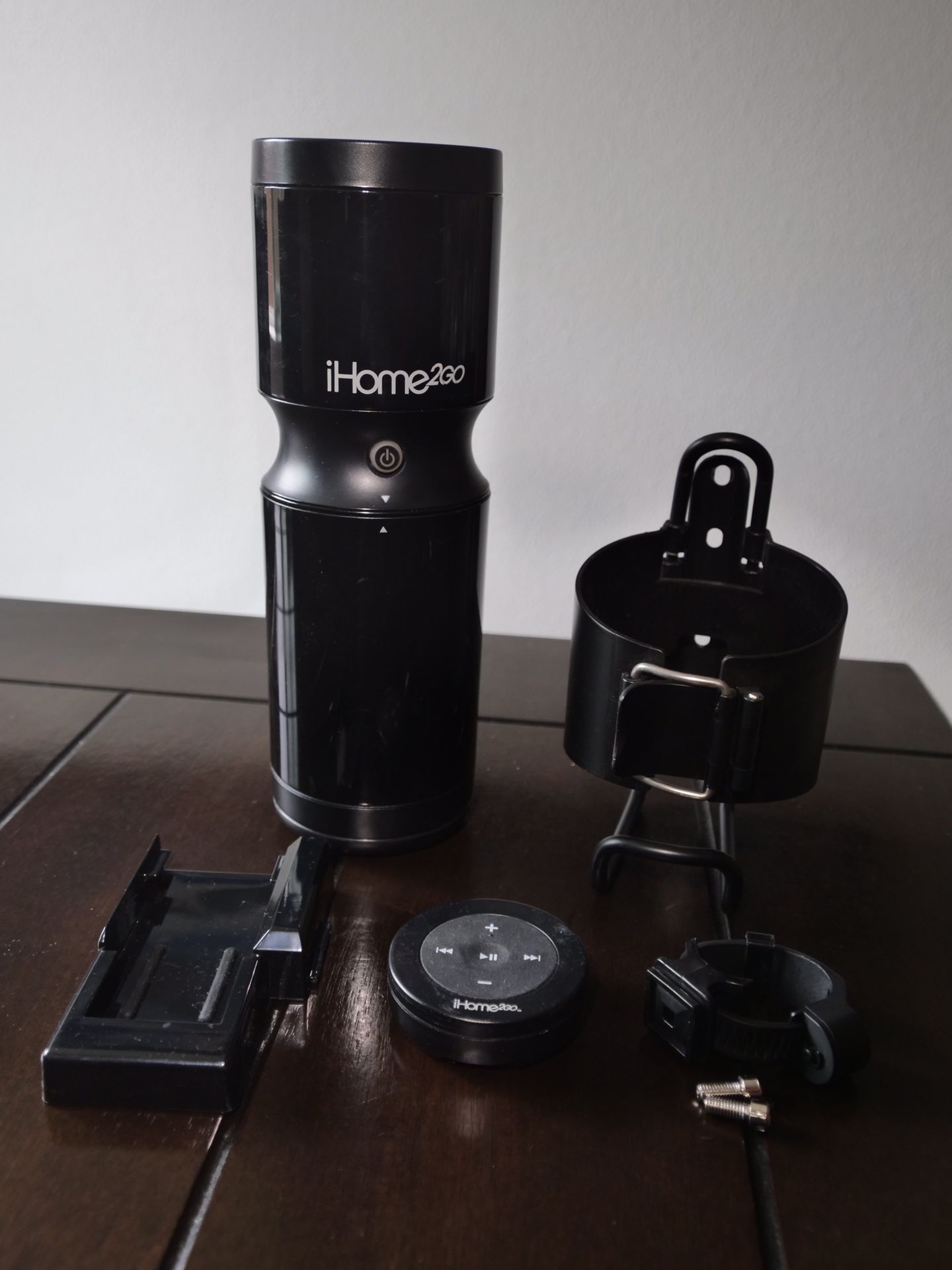 iHome iH85 iHome2Go Cycler Bike-to-Beach Speaker for iPod