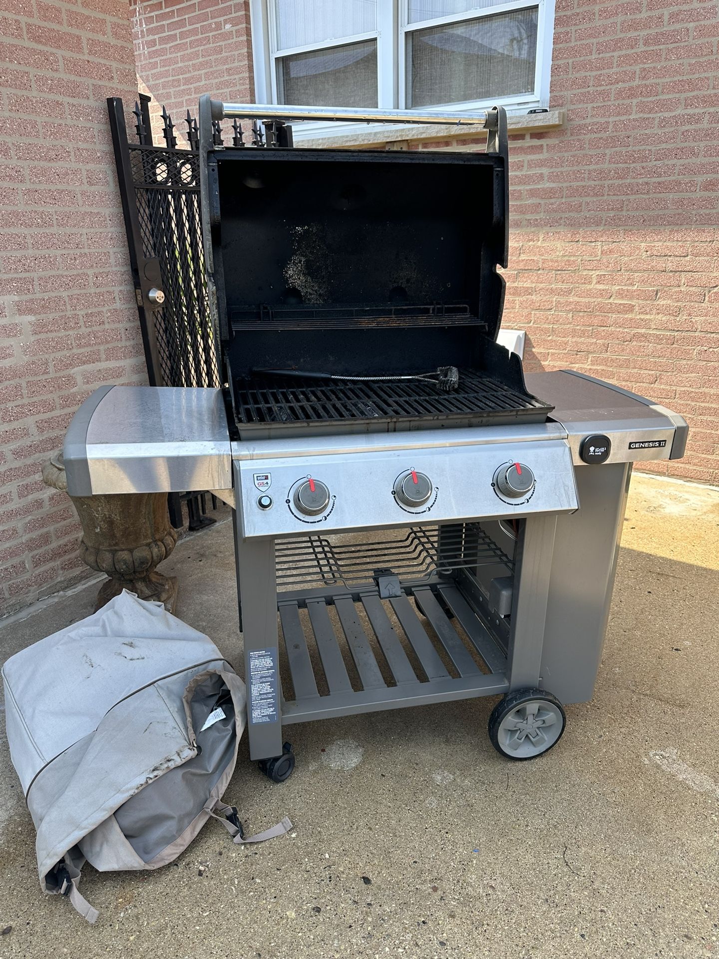 Weber Genesis II E-310 Liquid Propane 3-Burner Grill, Black