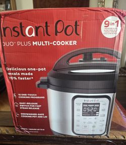 Insta Pot Duo Plus Multi cooker8 quart