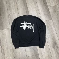 Basic black  stussy crewneck
