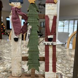 Wooden Christmas Decor - 7 x 