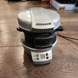 Hamilton Beach Breakfast Sandwich Maker,nonstick cooking surface, works great