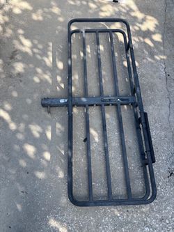 Cargo carrier