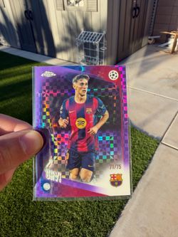 Pablo Gavì Topps Chrome Purple X-Fractor  /75