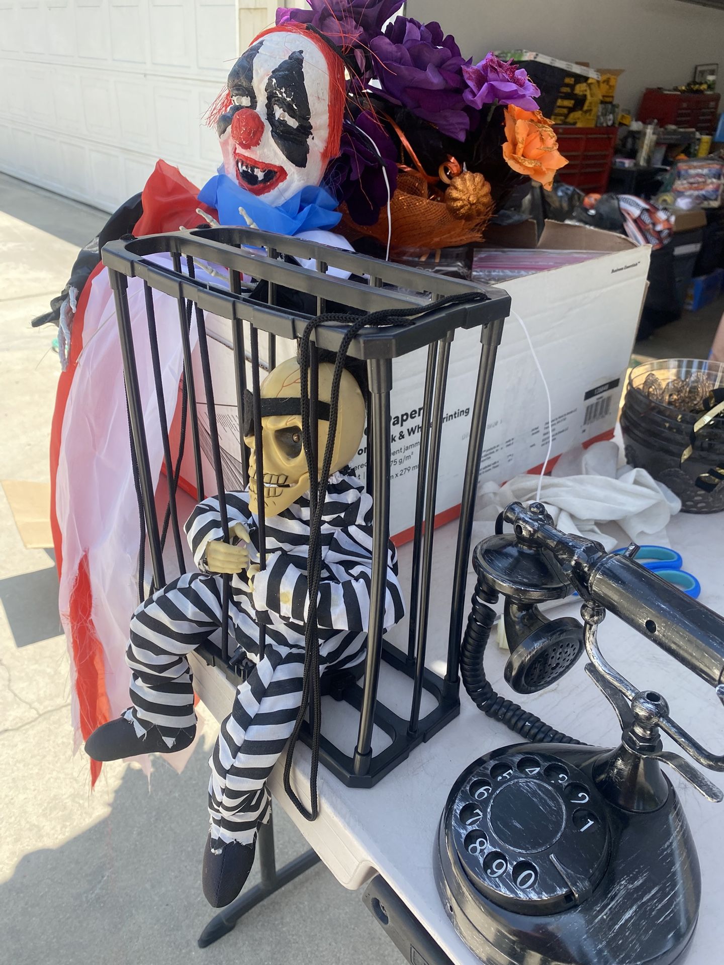 HALLOWEEN ITEMS