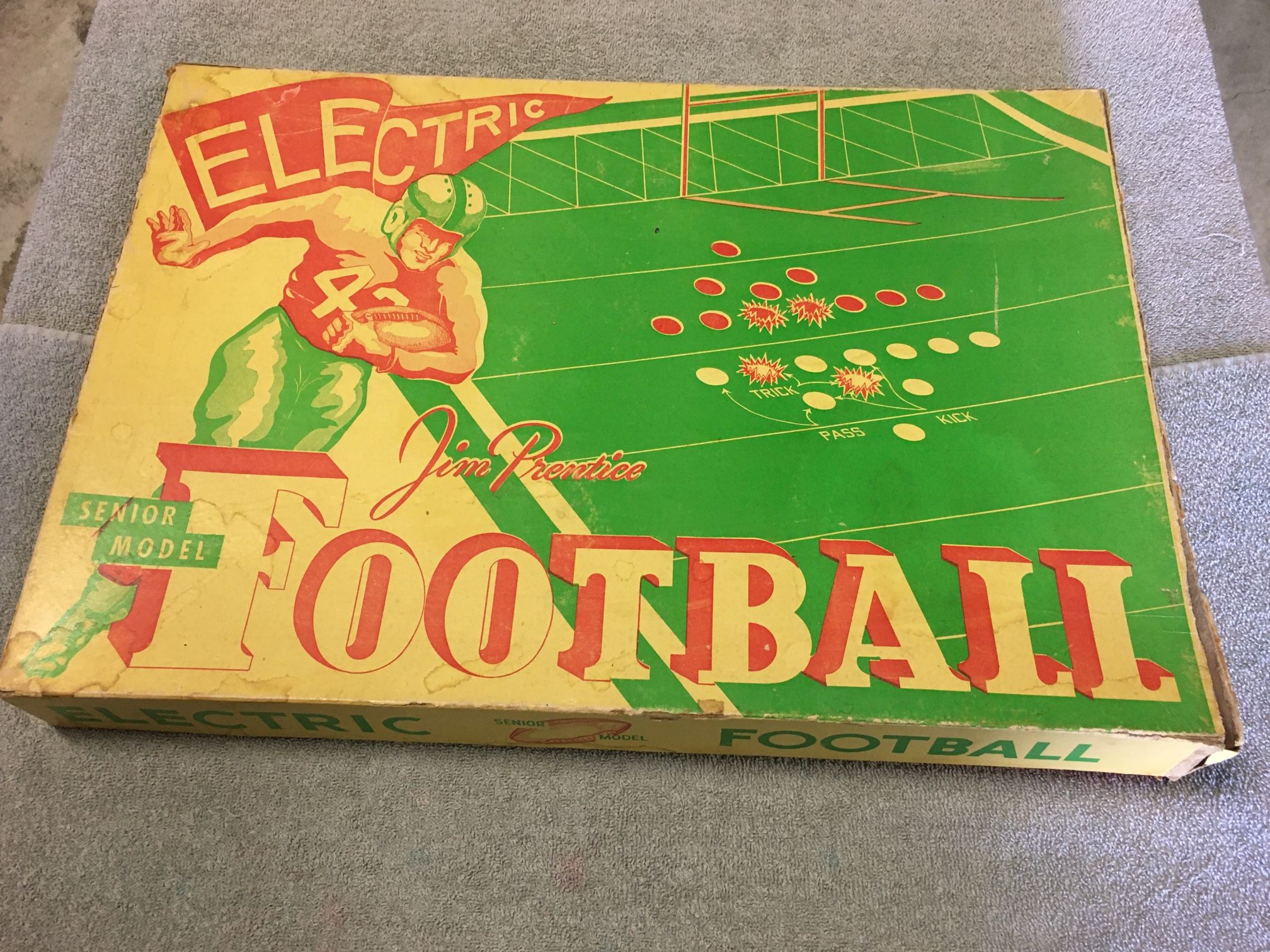 Jim Prentice Electric Football Senior Model 65-F Board Game 1949