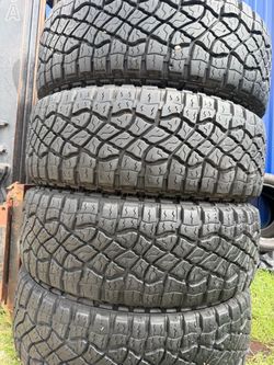 285-70-17 Goodyear