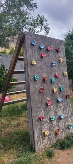 *Very Heavy* Rock Wall