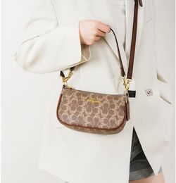 New women’s purse