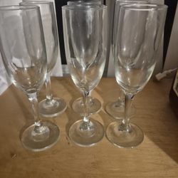 6 champagne or wine glasses.6 oz