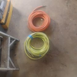 Two 50' Air Hose 300 Psi & 600 Psi 