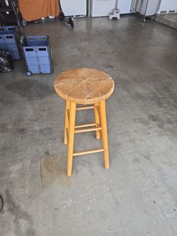 Stool bar