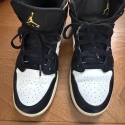 Jordan Air Jordan 1 (Youth 5.5)