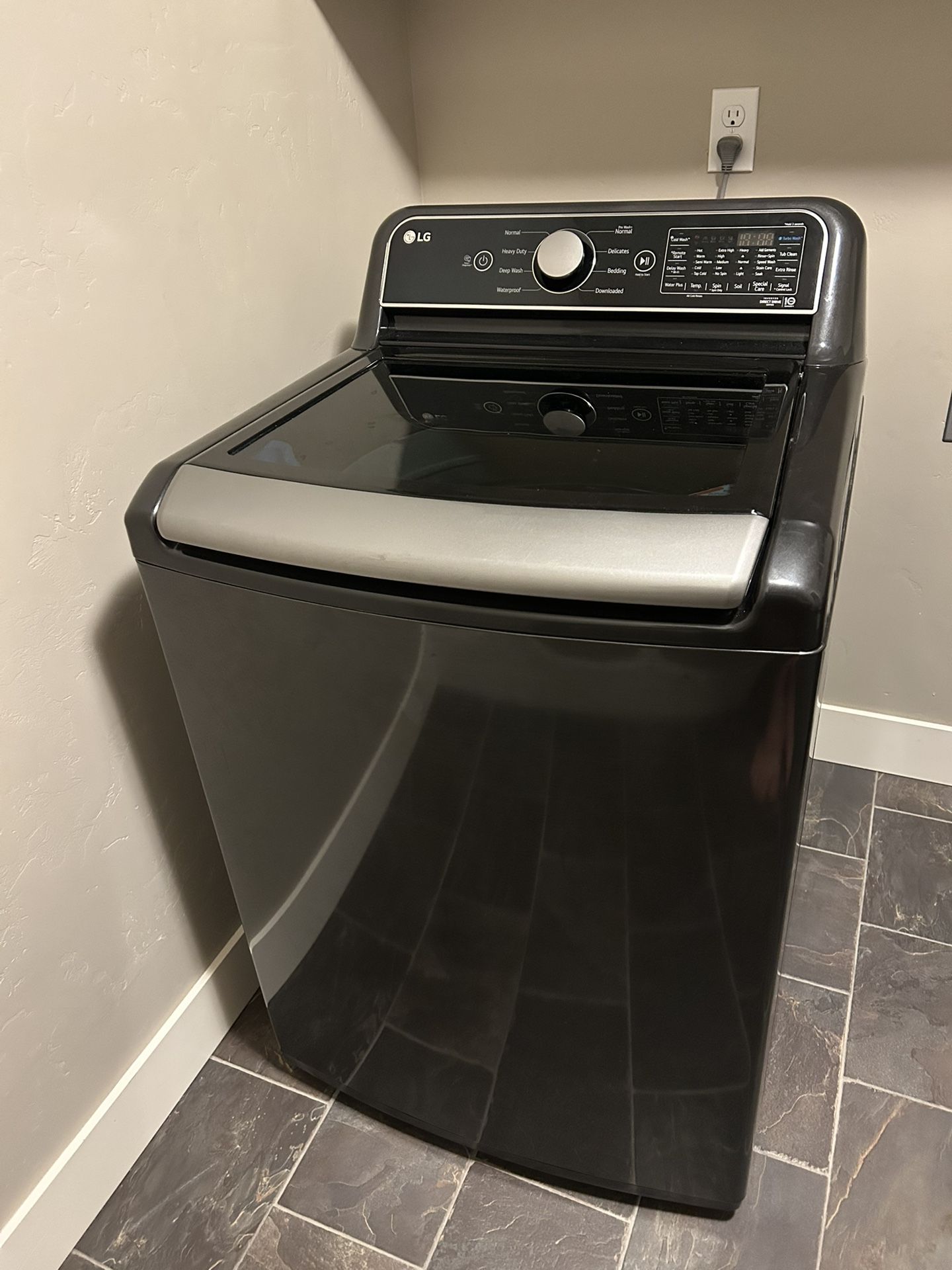 LG Gas Dryer And LG Washer